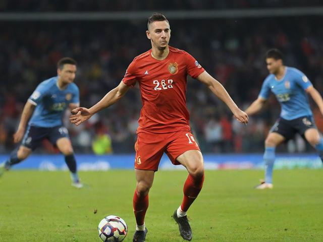 九游体育网站_ 世界杯揭幕战精彩纷呈，意外频出引热议，九游世界ol官网下载