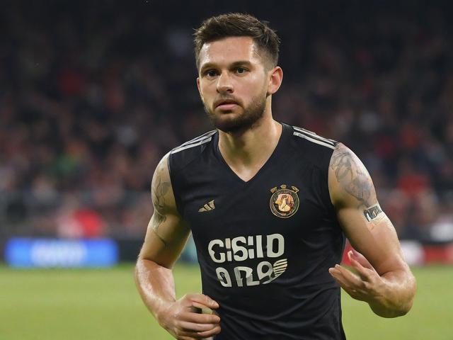 “九游app_ 今年最热比赛：季后赛焦点对决盘点”，九游最新