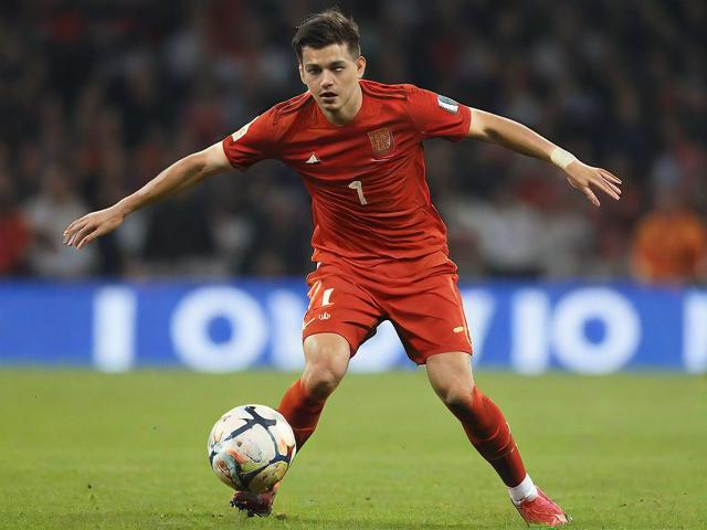 “九游app_ 传球绝技曝光:职业球员传球背后的秘密技巧”,传球技能 “九游app_ 传球绝技曝光:职业球员传球背后的秘密技巧”,传球技能