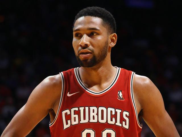 “九游app_ 历史回顾:NBA几十年来的十大经典封盖”,nba封面设计 “九游app_ 历史回顾:NBA几十年来的十大经典封盖”,nba封面设计