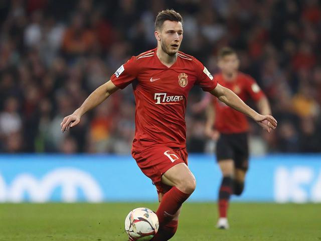 九游体育官网_ 德甲创新战术，关键扑救与精彩进球交织，比赛精彩纷呈