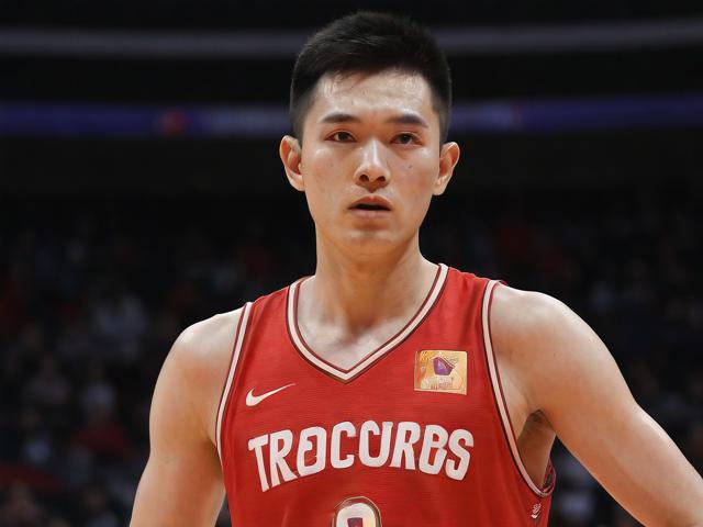 jiuyou.com_ 上海男篮新援加盟,目标冲击冠军,上海男篮新大外援 jiuyou.com_ 上海男篮新援加盟,目标冲击冠军,上海男篮新大外援