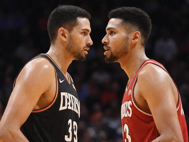 “九游app_ 历史经典：那些经典球员的巅峰对决”，nba历史经典球队