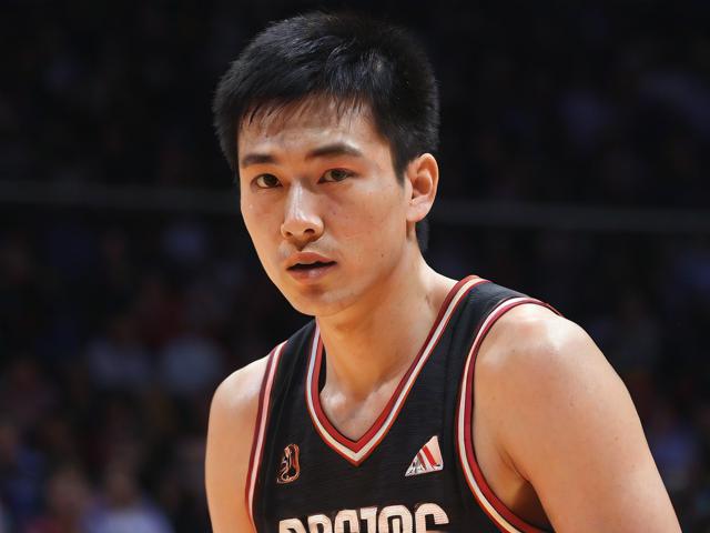 jiuyou.com_ 中国篮球历史上最具纪念意义的瞬间回顾,中国篮球历史人物 jiuyou.com_ 中国篮球历史上最具纪念意义的瞬间回顾,中国篮球历史人物