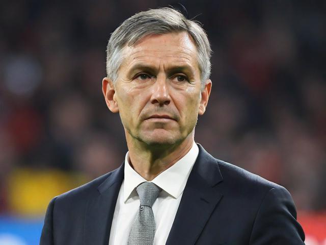 九游JIUYOU SPORTS_ 上海申花新帅亮相,球队迎来新气象,申花新帅出炉 九游JIUYOU SPORTS_ 上海申花新帅亮相,球队迎来新气象,申花新帅出炉