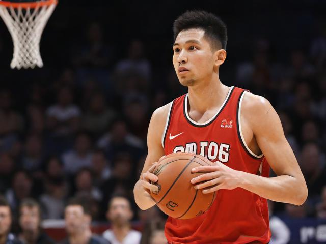 jiuyou.com_ 中国篮球学习交流团访问海外知名篮球学院，中国蓝球学校