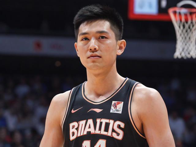 jiuyou.com_ 中国篮球明星加盟跨界综艺，展现多面魅力，中国篮球运动员参加nba